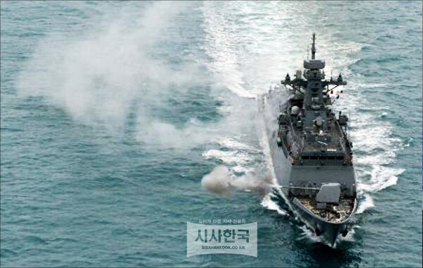 해군 함장, 임무수행 팽개치고 상관 이취임식 참석?…기강 해이 심각