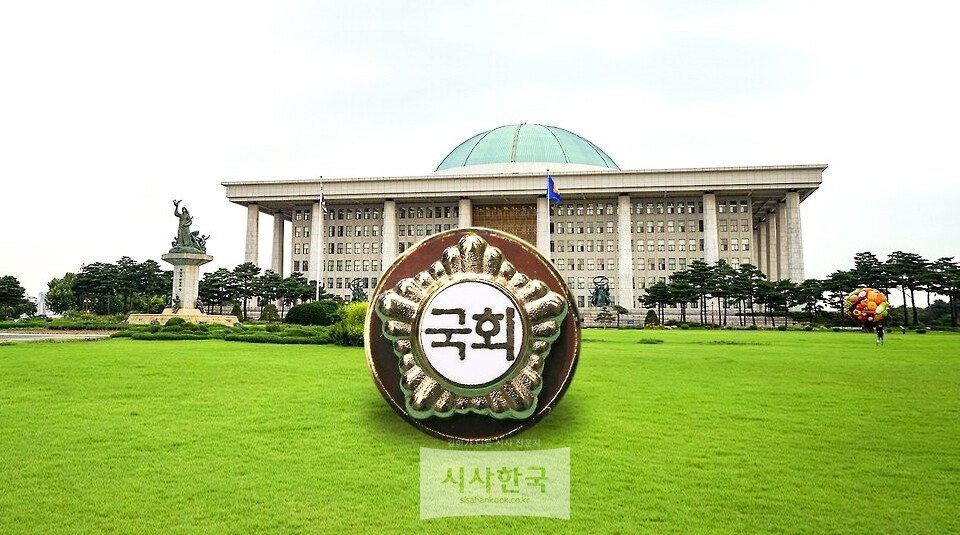 국회 4급 보좌관, 여성 비율 13%…직급 올라갈수록 급감